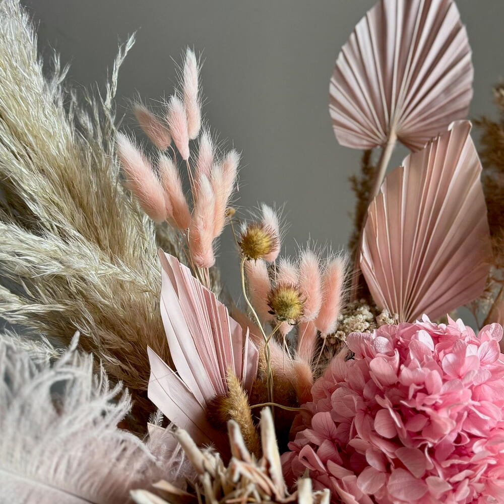 Luxe Dried & Stabilized Arrangement