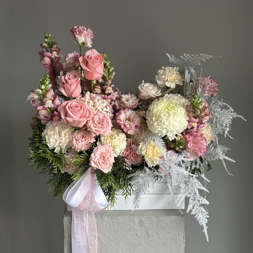 French Rose & Carnation Box